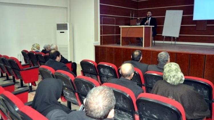 Erzincan’da 2016 Yılı Umre Seminerleri Başladı