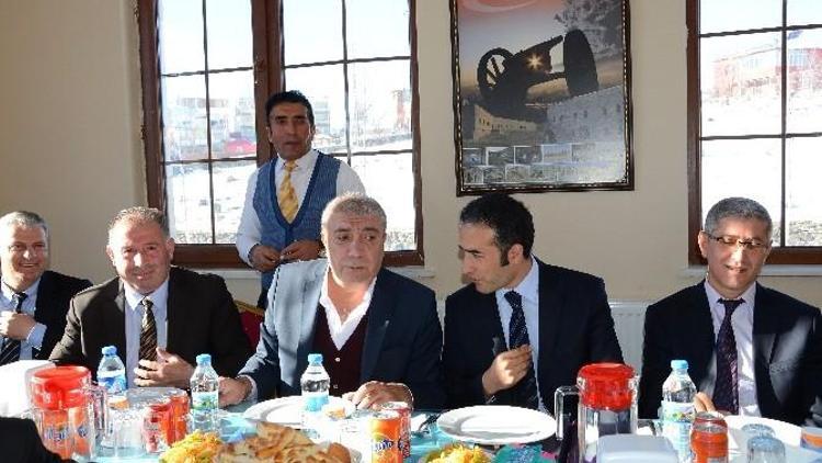 Gurbetteki Dadaşlardan Erzurum’un Çat İlçesine Çıkarma