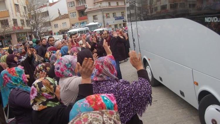 Umreciler Kutsal Topraklara Uğurlandı