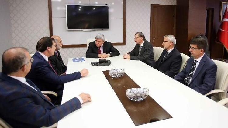 Başkan Karaosmanoğlu, Gebzeli Stklarla Buluştu