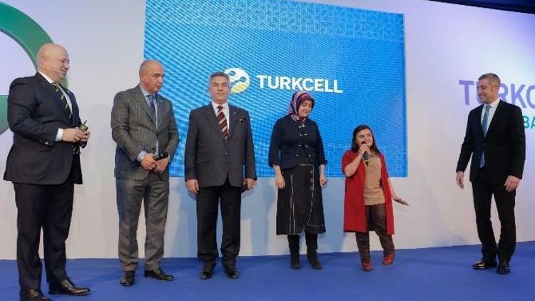 Turkcell Global Bilgi Erzurum Çağrı Merkezi 10. Yılını Kutluyor
