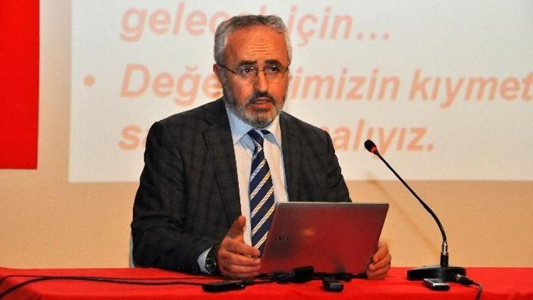 Konya Müftüsü Akpınar’dan Konferans