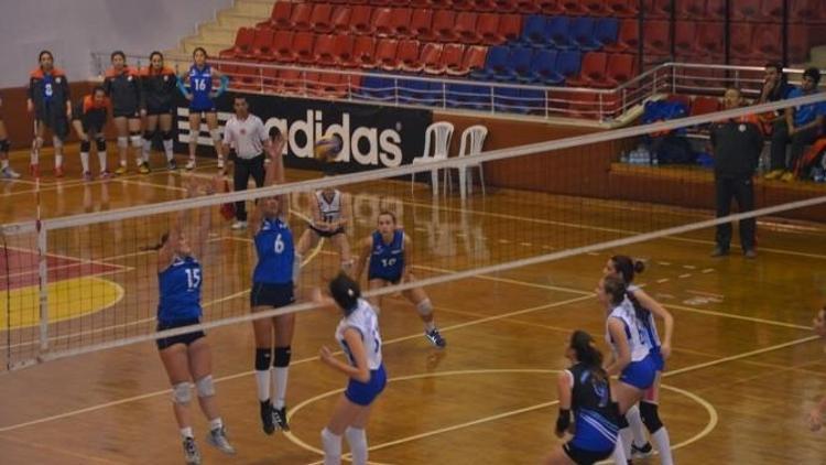 Ünilig Voleybol Heyecanı Sona Erdi