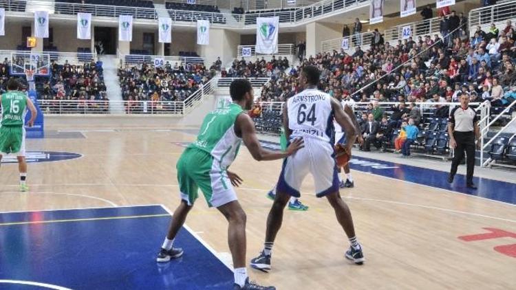 Sinpaş Denizli Basket’te Galibiyet Sevinci