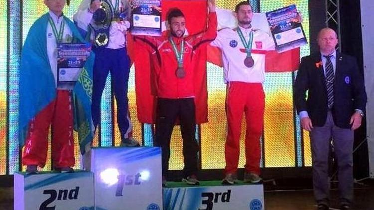 Aydın’dan Kick Boks Büyüklerde Dünya 3.’lüğü