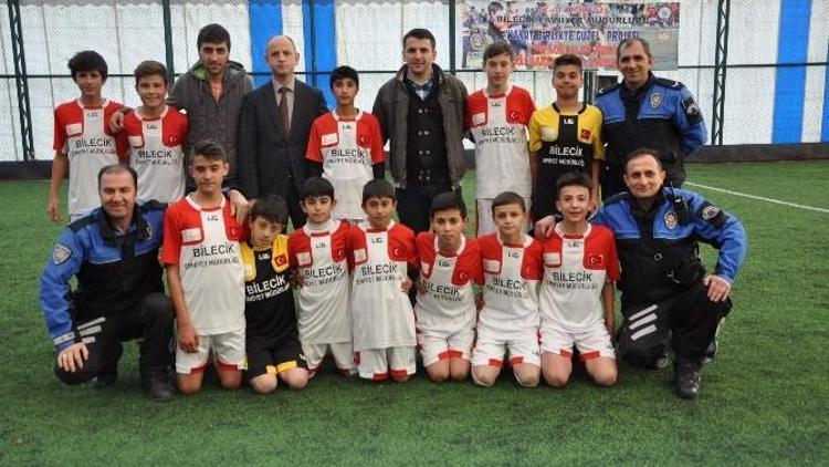 Bozüyük’te Ortaokullar Arası Futbol Turnuvası Şampiyonu Metristepe Ortaokulu Oldu