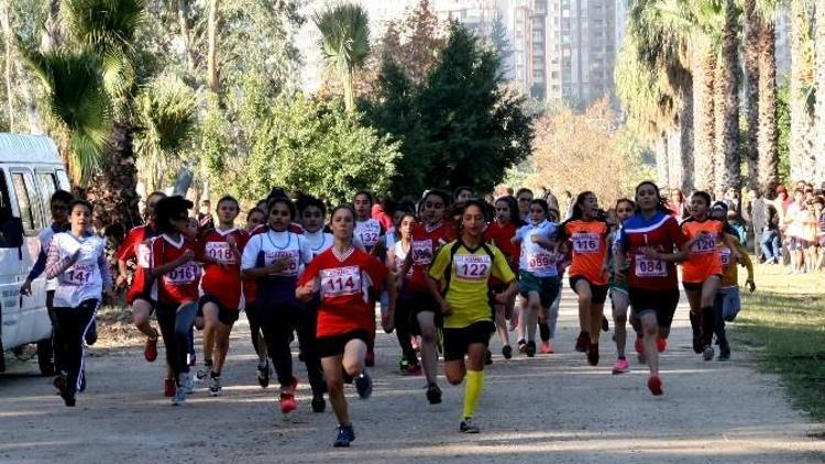 Adana’da Okullararası Yıldız Ve Gençler Kros Müsabakaları