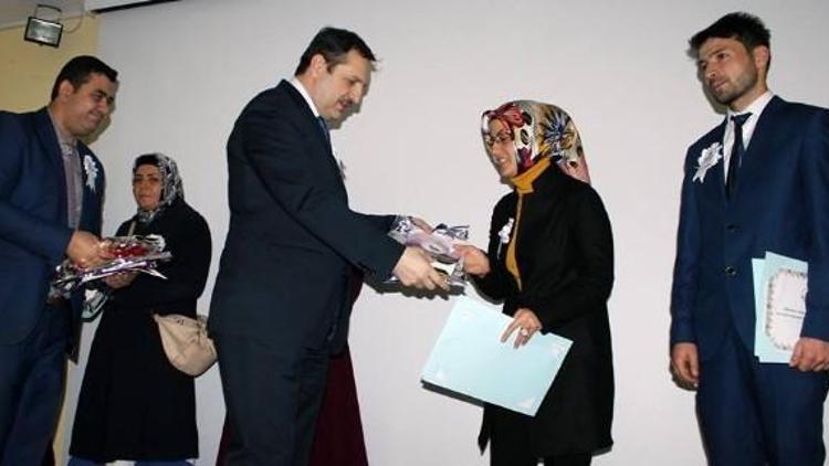 Yozgat’ta 32 Açıköğretim Öğrencisi Diplomalarını Aldı