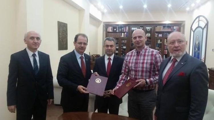 Bayburt Üniversitesi Tarafından Romanya’daki 3 Üniversite İle İşbirliği Protokolü İmzalandı.