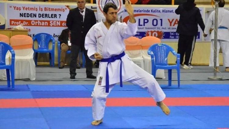 Türkiye Büyükler Ve Veteranlar Karate Şampiyonası Adana’da Başladı