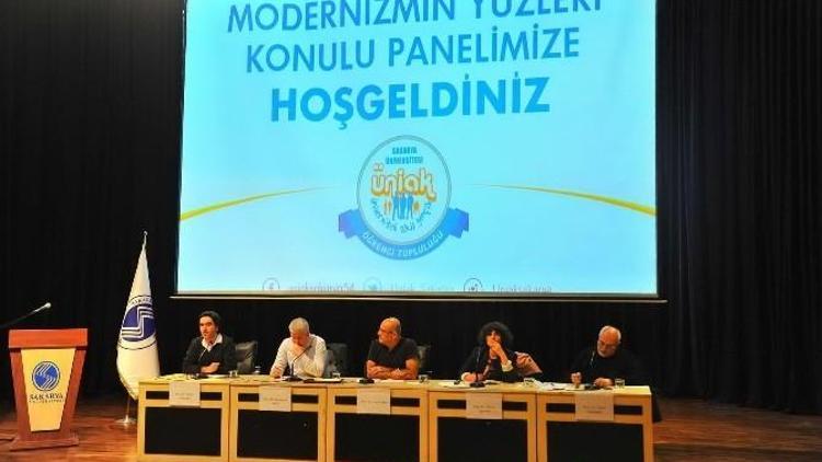 SAÜ’de “Modernizm Yüzleri” İsimli Bir Panel Düzenlendi