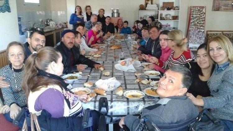 Boedli Engelliler Yerli Malları Haftasını Kutladı