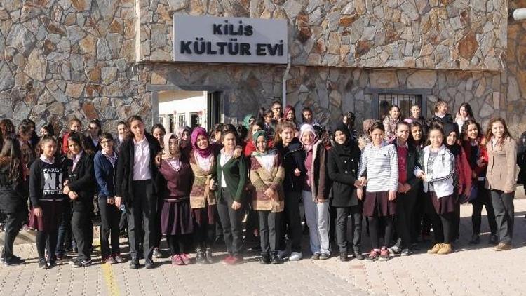 Üniversitede Liseliler İçin Tanıtım Gezisi Düzenlendi