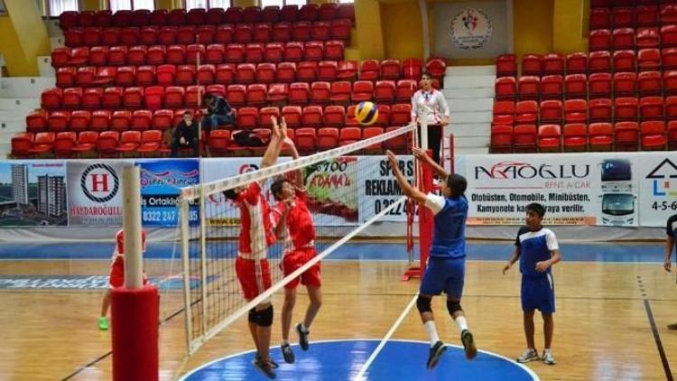 Adana’da Okullararası Yıldız Erkekler Voleybol Müsabakaları Tamamlandı