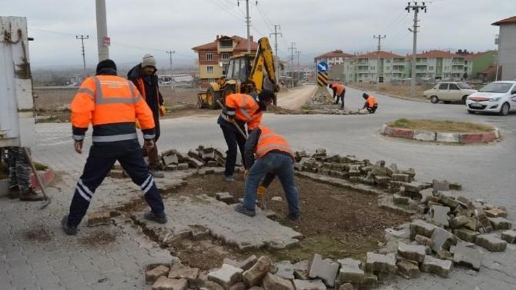 Adnan Menderes Caddesi’nde Alt Yapı Çalışması