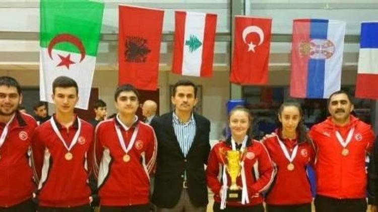 Türk Telekom Badminton Takımı Şampiyon Oldu