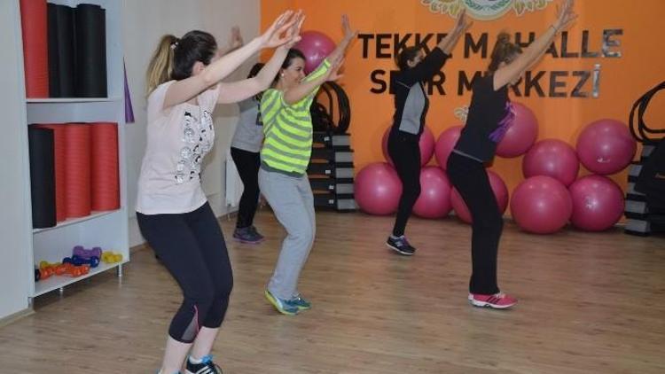 Zumba Dersleri Hanımların İlgi Odağı Oldu