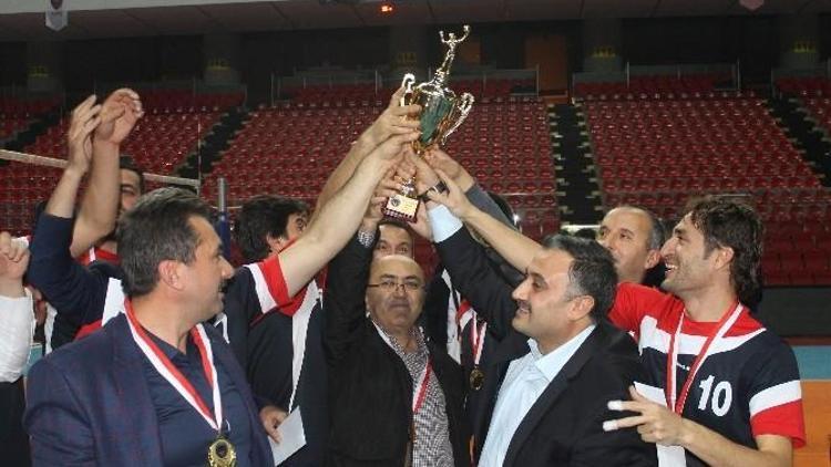 Voleybol Turnuvası Sona Erdi