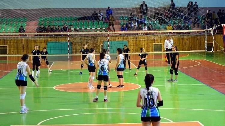 Nevşehir’de Okullararası Kızlar Voleybol Şampiyonası Sona Erdi