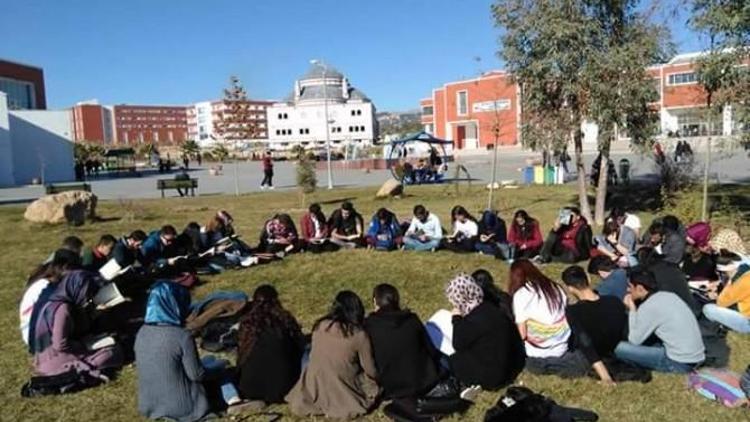 Öğrenciler ‘Okuyom Ben Ya’ Kapsamında Kitap Okudular