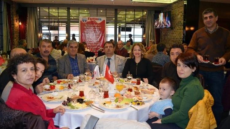 Eğitim-iş Eskişehir Şubesi Kahvaltıda Bir Araya Geldi