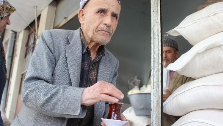 İsmail Dede Asırlık Zahire Pazarının Sembolü Oldu