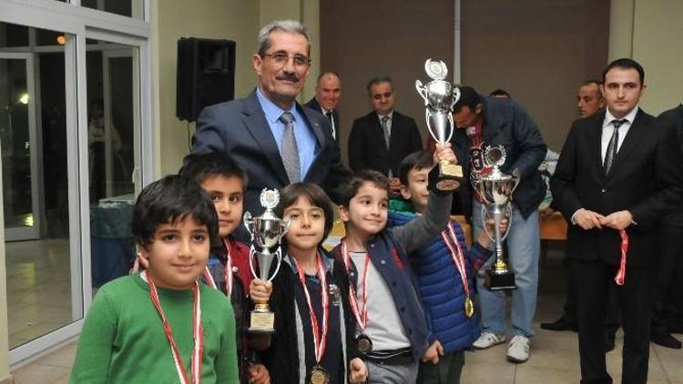 Tarsus’ta Kurtuluş Briç Ve Satranç Turnuvası