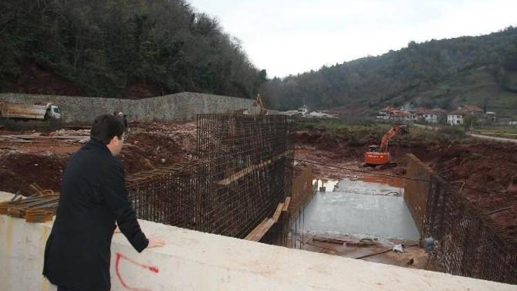 Milletvekili Yılmaz Tunç: Kurucaşile İçin Dağları Deliyoruz”