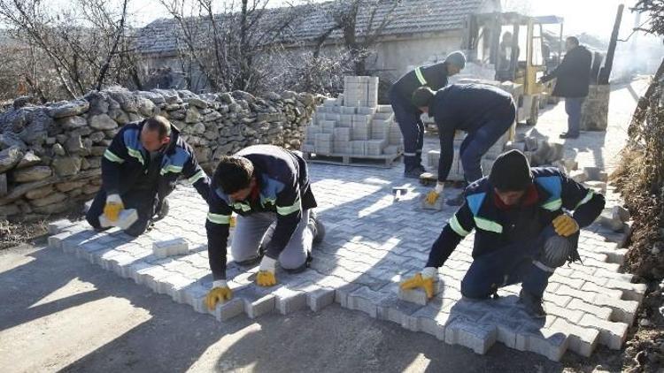 Odunpazarı’ndan Ayvacık’a 5 Bin 850 Metrekare Kilittaş