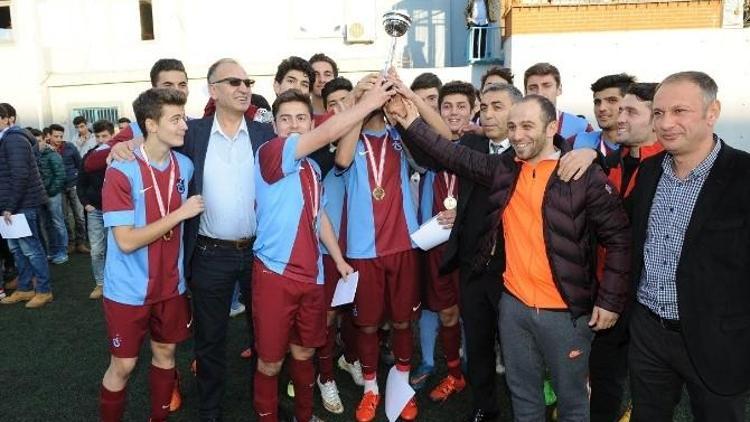 Futbol Genç Erkekler İl Birinciliği Müsabakaları Sona Erdi