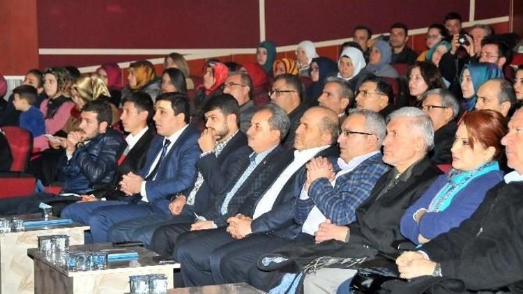 Akşehir AK Gençlik Milli Şair Mehmet Akif’i Andı