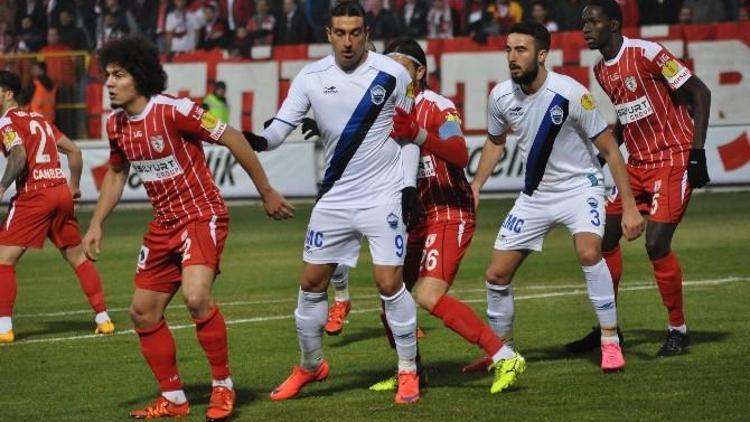 Kayseri Erciyesspor İlk Yarıda 37 Oyuncusundan 27’sine Şans Tanıdı