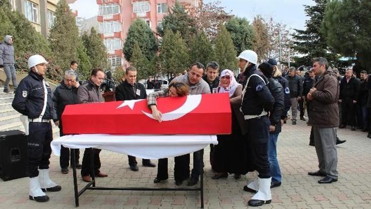 Kalp Krizi Sonucu Ölen Polis Memuru İçin Tören Düzenlendi