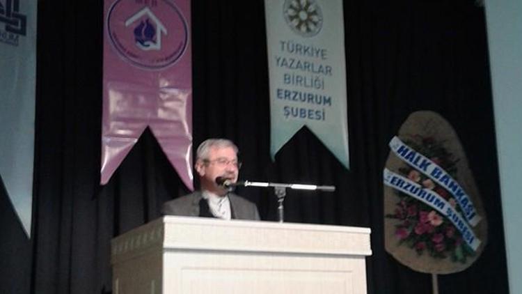 D. Mehmet Doğan “Ahlâk Adamı Akif” Konferansında Konuştu