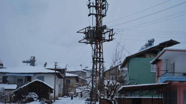 Pazarlar’da Elektrik Trafosunda Yangın