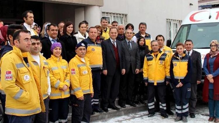 2015 Yılı 2. Dönem Özdeğerlendirme Sonuçlarına Göre Birinci Olan Yahyalı Acil Sağlık Hizmetleri İstasyonuna Teşekkür Belgesi Verildi