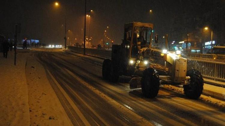 Şanlıurfa’da Kar Nedeniyle Kırmızı Alarm Verildi