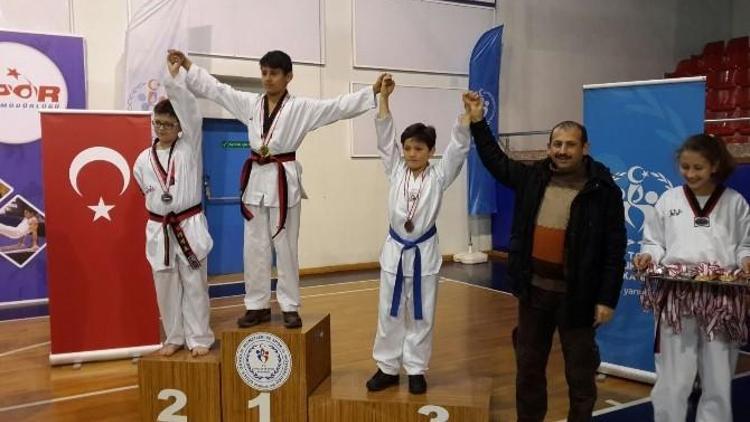 Düzce Taekwondo İl Seçmesi Yapıldı