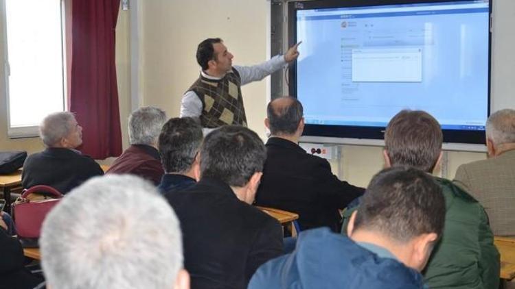 Öğretmenlere Eba Eğitim Semineri Verildi