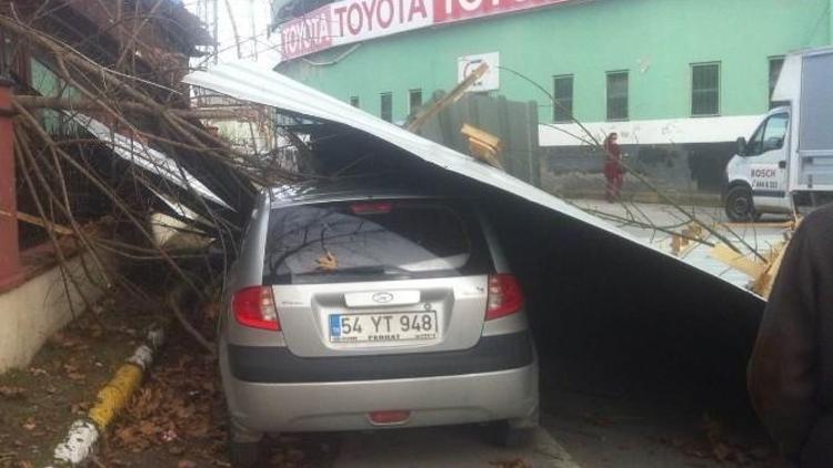 Sakarya’da Lodos Sabah Saatlerinde Etkili Oldu