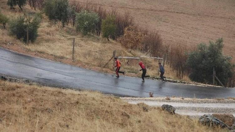 Lise Yolu Öğrencileri Tedirgin Ediyor