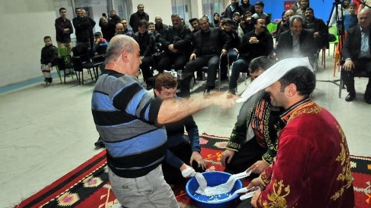 Akşehir’de Kavuk Sende Kış Sohbetleri Sürüyor