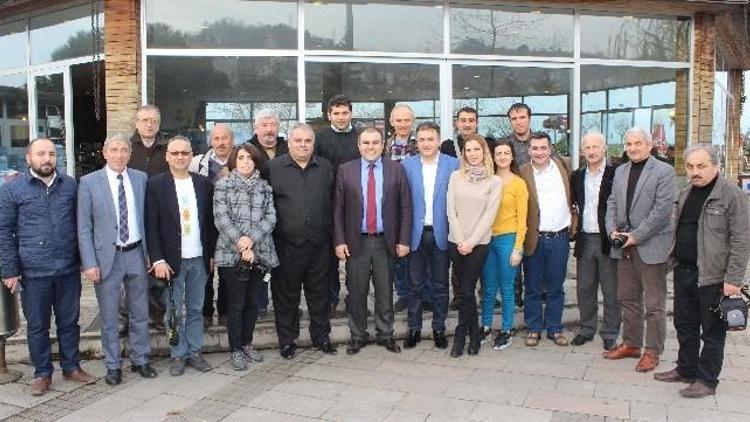Görele Belediye Başkanı Erener, Basın Mensuplarıyla Yemekte Buluştu
