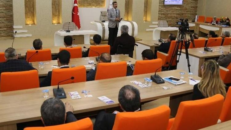 Elazığ Belediyesinden ’Etkin İletişim Ve Liderlik’ Semineri