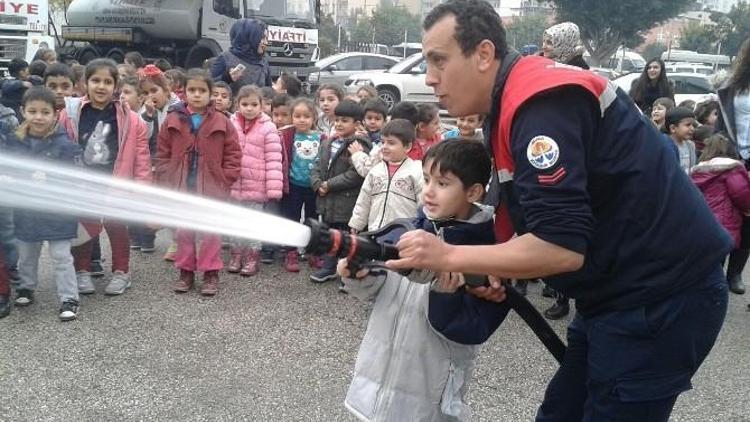 Minik Öğrenciler İtfaiye Eri Oldu