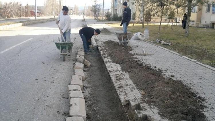 Hisarcık’ta Kilitli Parke Taşı Ve Bordür Döşeme Çalışmaları