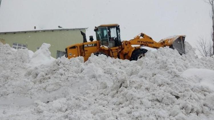 Tunceli’de 115 Köy Yolu Ulaşıma Kapandı