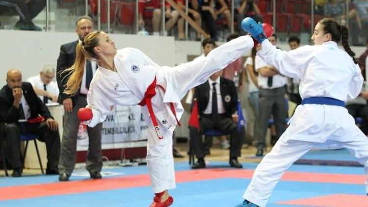 Kağıtsporlu Karatecilerin Hedefi Paris’ten Madalya İle Dönmek