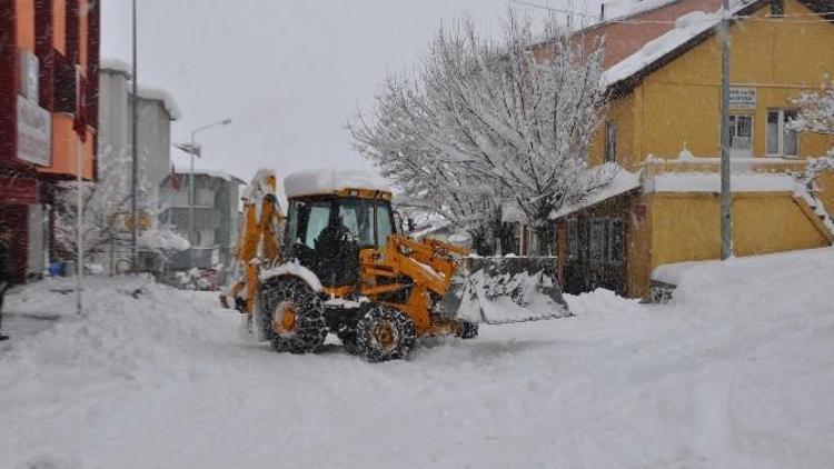 Tunceli’nin Pülümür İlçesinde Okullara Kar Tatili