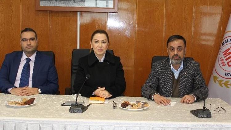 AK Parti Malatya Milletvekili Öznur Çalık Ticaret Borsasını Ziyaret Etti